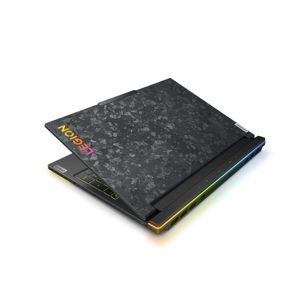 Lenovo Legion 9 18IAX10 sülearvuti 18" Ultra 9 64 GB 2 TB W11P